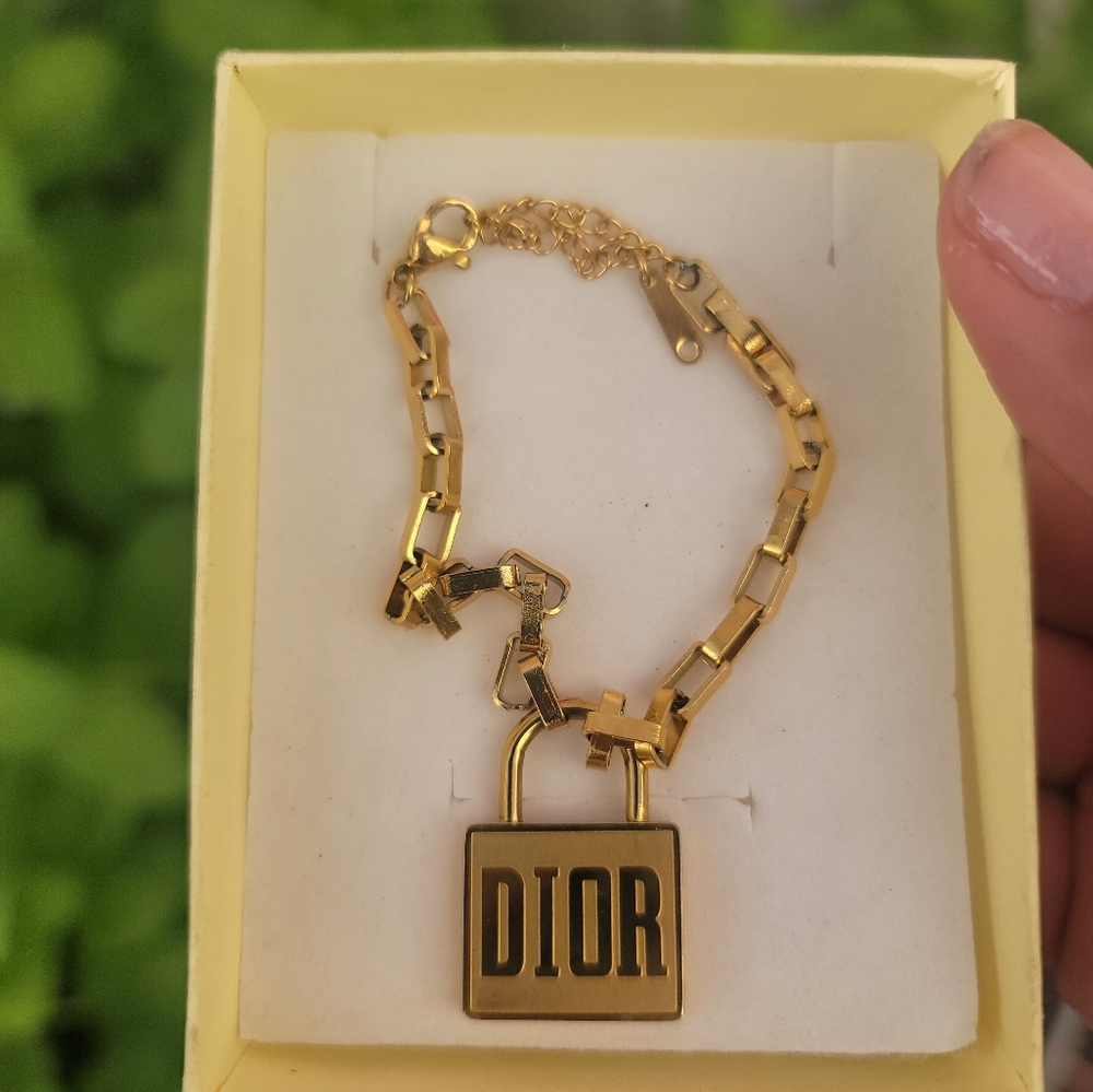 Fashion Padlock Charm Bracelet